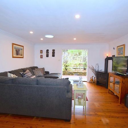 Villa Teach Na Cairde - House Of Friends à Blackheath Extérieur photo