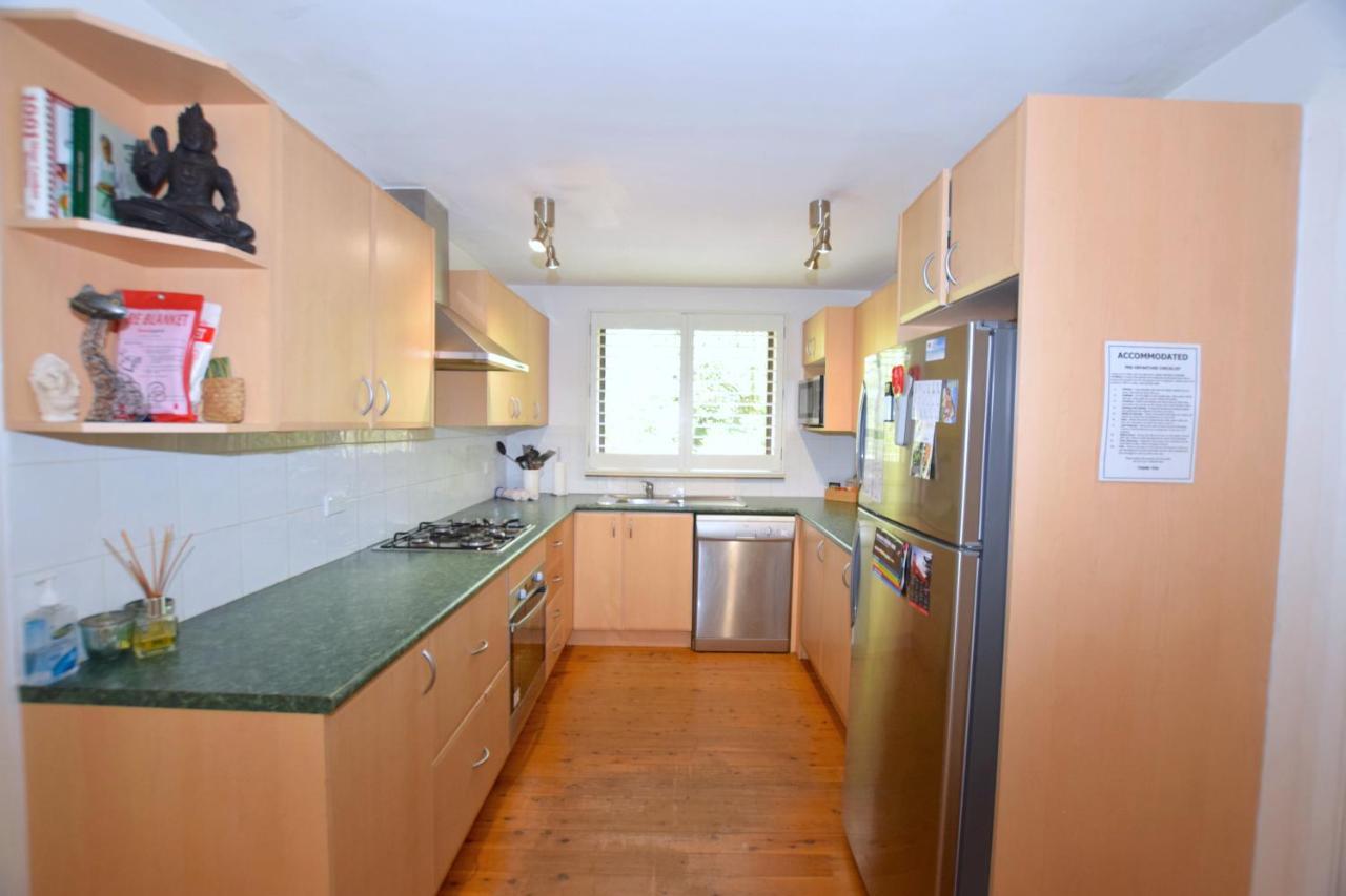 Villa Teach Na Cairde - House Of Friends à Blackheath Extérieur photo