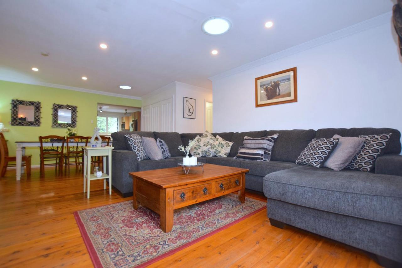 Villa Teach Na Cairde - House Of Friends à Blackheath Extérieur photo